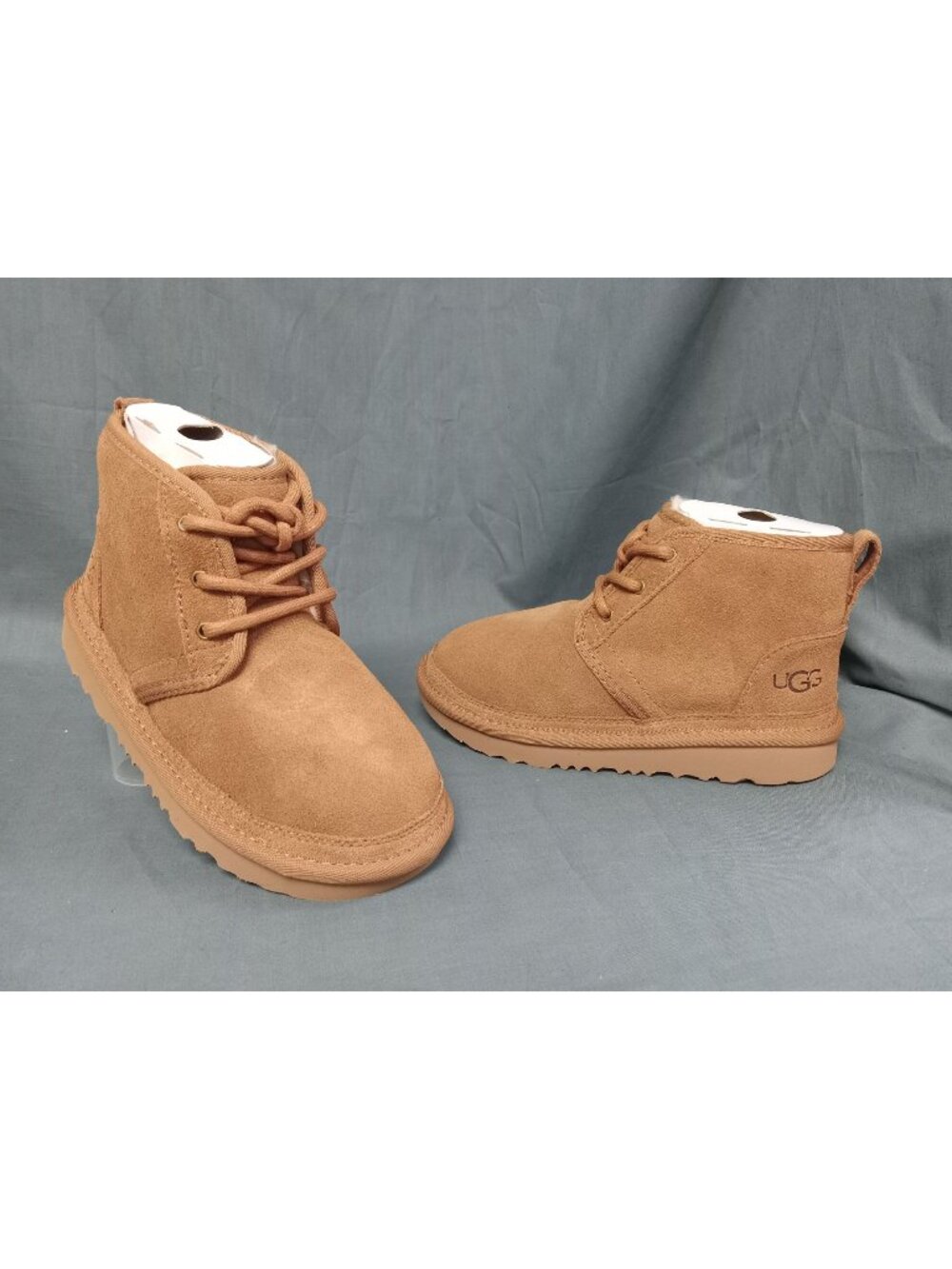 UGG Australia Kids Neumel II Boots Suede Lace-Up Chestnut Size 13 NEW IN BOX!